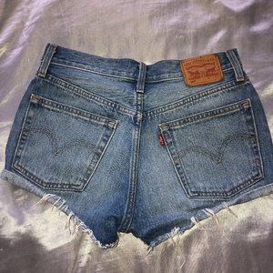 Levis 501 Shorts W25